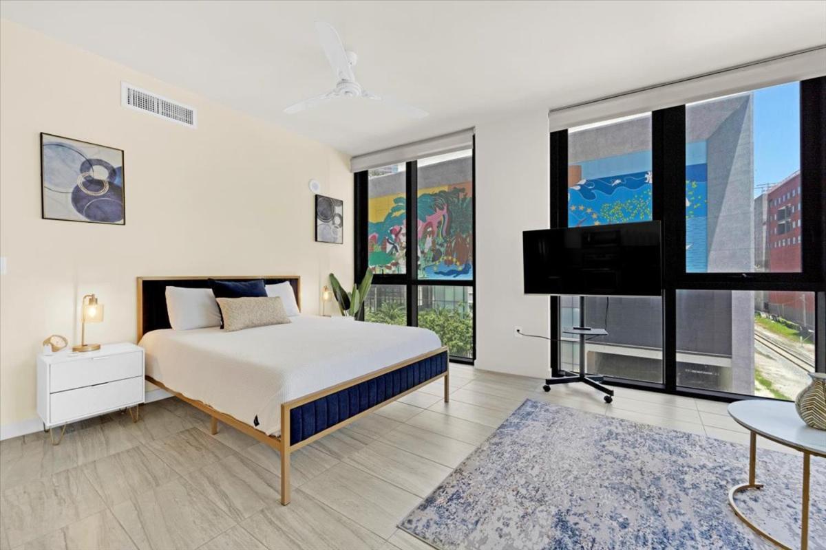 Devereaux Miami Luxury One-Bedroom And Studios מראה חיצוני תמונה