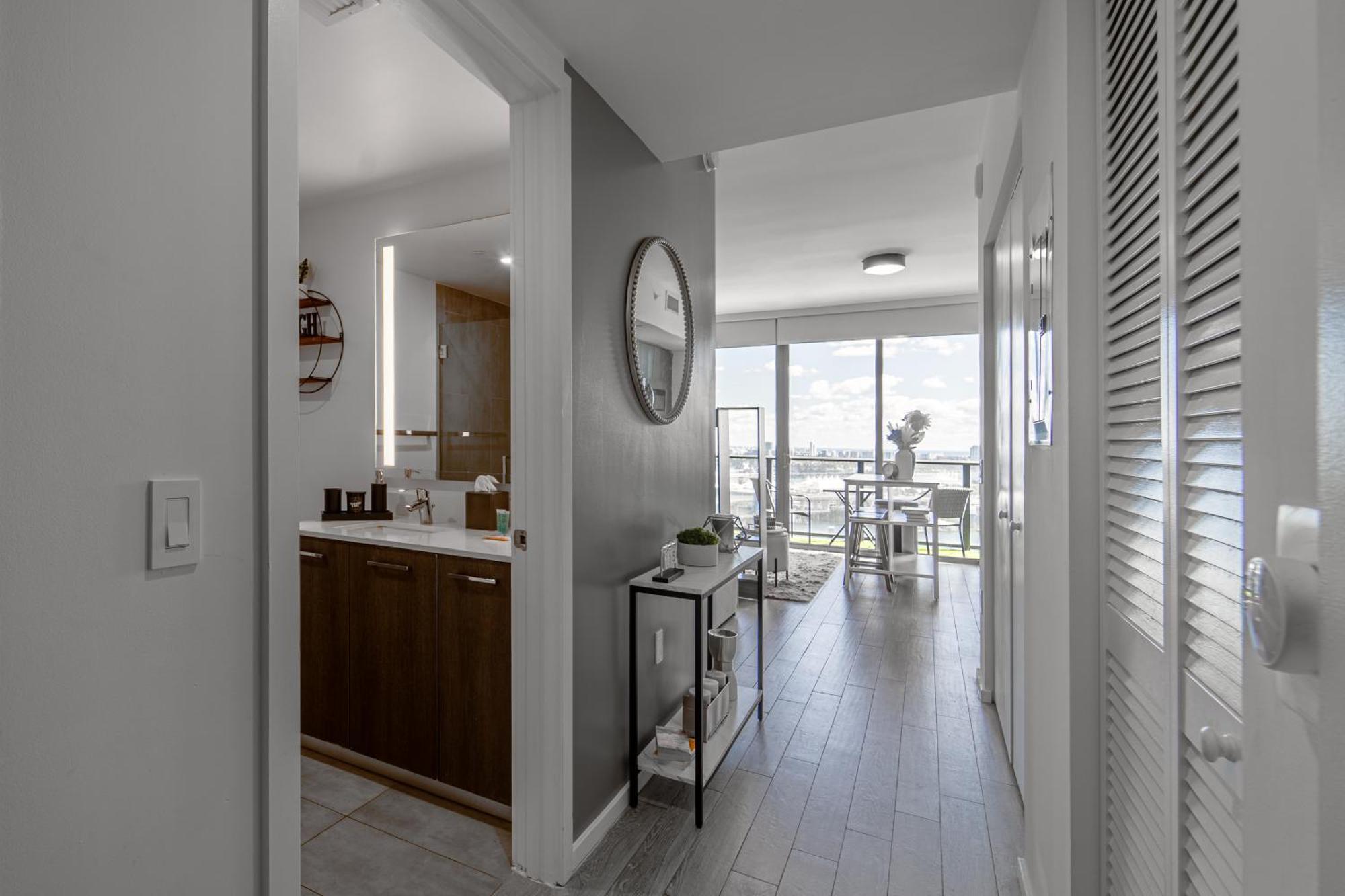 Devereaux Miami Luxury One-Bedroom And Studios מראה חיצוני תמונה