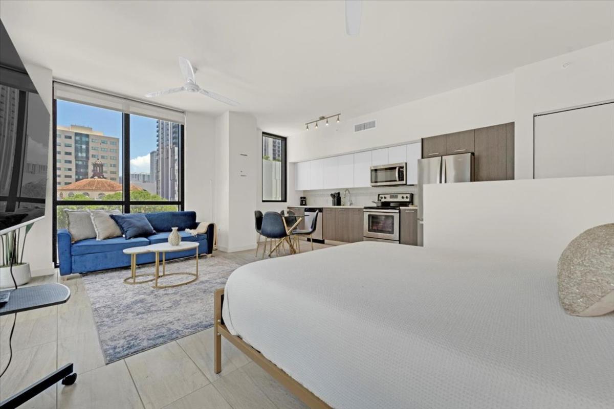 Devereaux Miami Luxury One-Bedroom And Studios מראה חיצוני תמונה