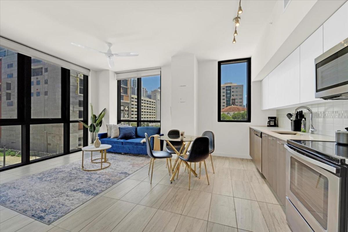 Devereaux Miami Luxury One-Bedroom And Studios מראה חיצוני תמונה