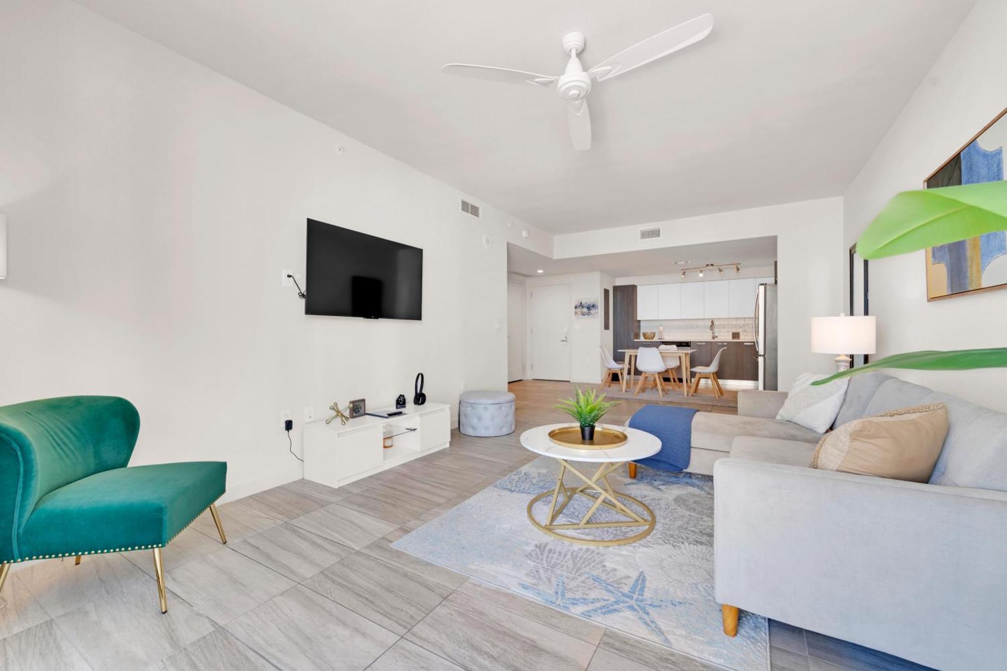 Devereaux Miami Luxury One-Bedroom And Studios מראה חיצוני תמונה
